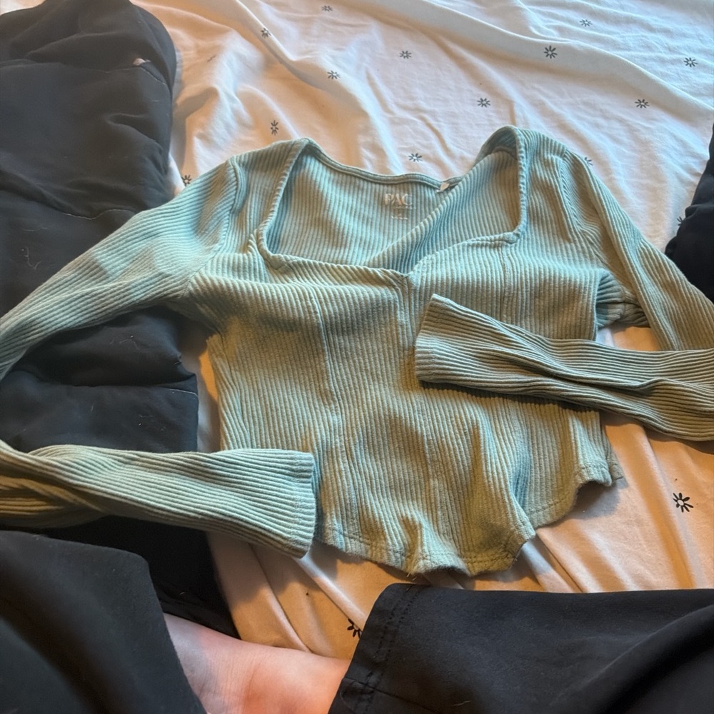 Women's Ribbed Knit Top - Light Green